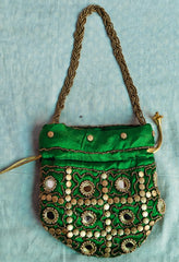 Indische ethnische Potli-Tasche mit Spiegelarbeit | Handtasche | Geldbörse für Partys, Hochzeiten und Geschenke | Spiegel-Potli für Frauen | Schmuckgeldbörse für Frauen und Mädchen