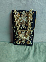 Indische Designer-Handytasche, Seiden-Handytasche mit Taillenclip, Handytasche, Samsung iPhone-Tasche mit Saree-Haken-Handarbeit