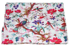 Indischer Kantha Quilt mit weißem Vogeldruck, Kantha Decke, Überwurf, Kantha, handgenähte Tagesdecke, Überwurf mit Blumendruck, Einzel-/Doppelgröße