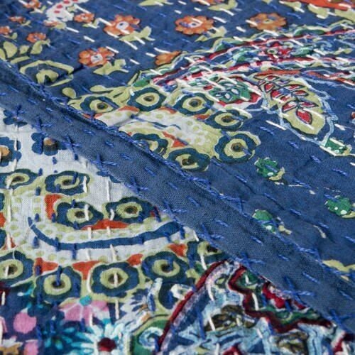 Indian Handmade Kantha Quilt Throw – Reversible Cotton Bedspread, Single & Double Size