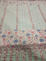 Indischer Kantha Quilt, handgemachter Druck, Kantha-Überwurf, indische Decke, Queen-Size-Tagesdecke, Kantha-Bettbezug, Boho-Quilt, King-Size-Quilt