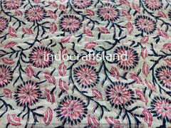 Handbedruckte Doppel-Boho-Kantha-Steppdecke im Vintage-Stil, indische Kantha-Tagesdecke, handgenähte Kantha-Überwurfdecke aus Baumwolle im Vintage-Stil
