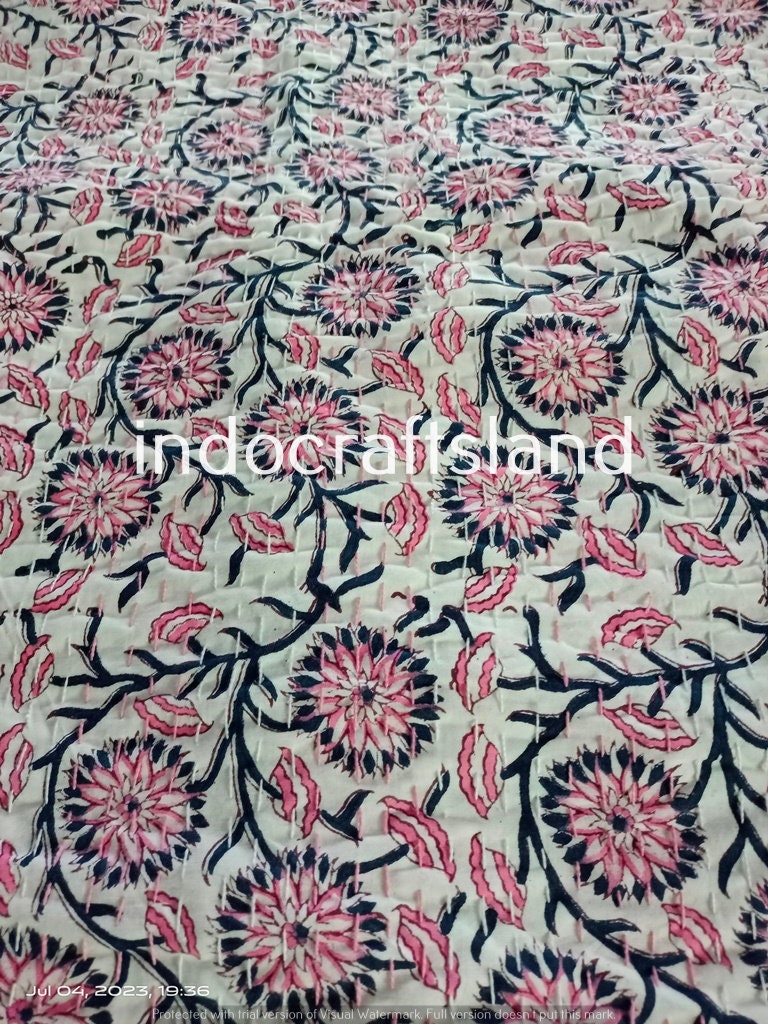 Handbedruckte Doppel-Boho-Kantha-Steppdecke im Vintage-Stil, indische Kantha-Tagesdecke, handgenähte Kantha-Überwurfdecke aus Baumwolle im Vintage-Stil