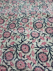 Handbedruckte Doppel-Boho-Kantha-Steppdecke im Vintage-Stil, indische Kantha-Tagesdecke, handgenähte Kantha-Überwurfdecke aus Baumwolle im Vintage-Stil