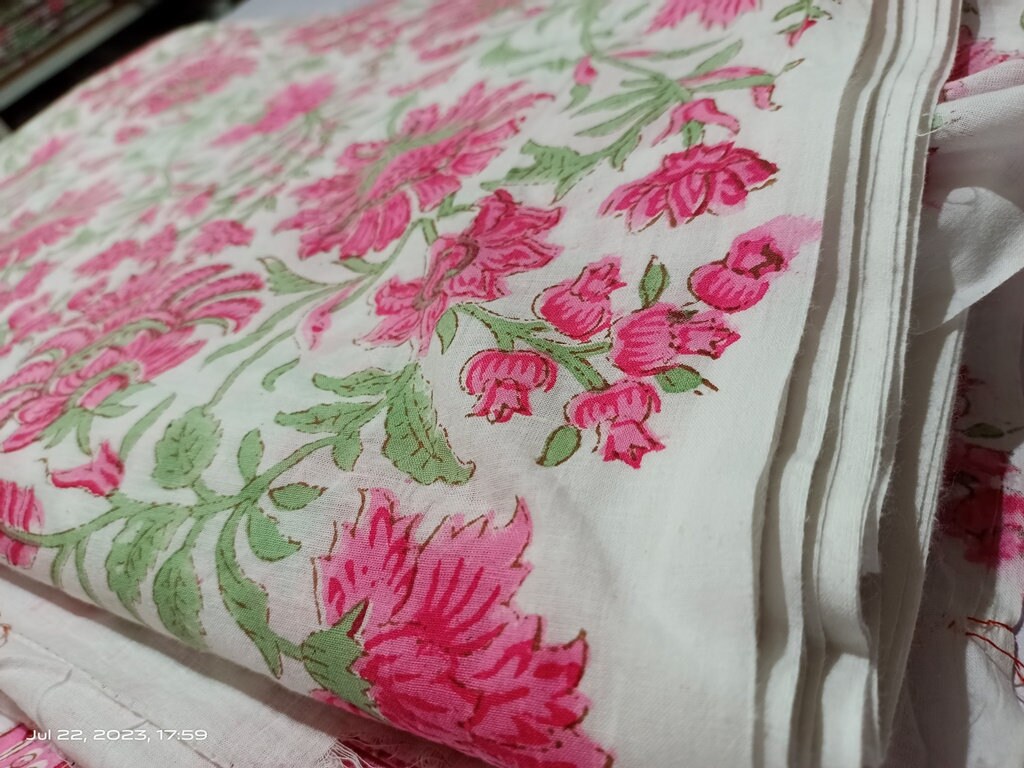 Indischer Baumwollstoff, Sommerkleider, Handblockdruck, Boho-Stoff, Gypsy-Stoff, Quilting-Baumwolle, rosa Blumendruck-Stoff Baumwolle
