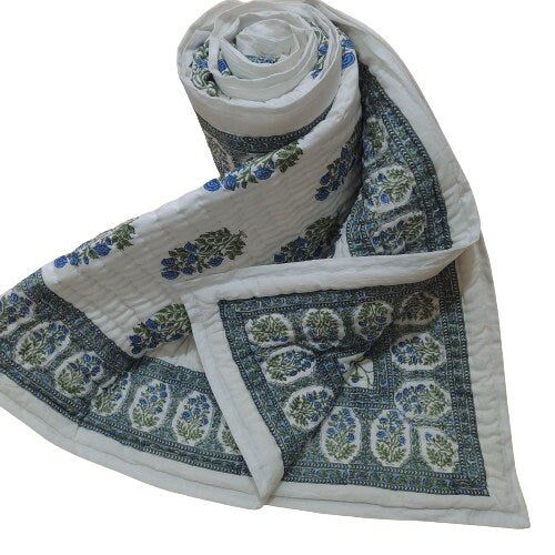 Indischer Jaipuri Blue Print Quilt, Floral Razai Baumwolle Handgemachter Quilt, Tagesdecke Tröster Anokhi Design, Boho Boho, Baumwollfüllung