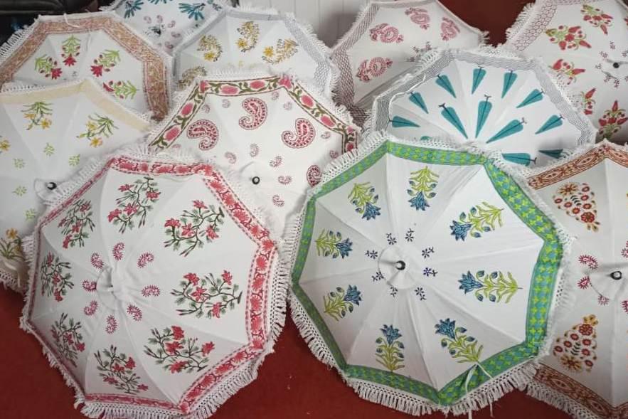 Handgemachter Sonnenschirm Indischer Dekorativer Baumwoll-Party-Dekor Gartenblumen Hochzeitsschirm Blumenschirme Traditionelles Dekor Viele Stück