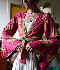 Großhandel 10 Stück Lot Indische Baumwolle Vintage Handgemachte Damen Winterkleidung Kantha Boho Jacke, Traditionelle Jacke, Frauen Boho Croptop