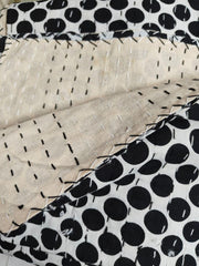 Handgemachte indische Kantha-Steppdecke, Kantha-Decke, Überwurf, Kantha, handgenähte Tagesdecke, Überwurf, Doppelgröße, Palka Dots Print