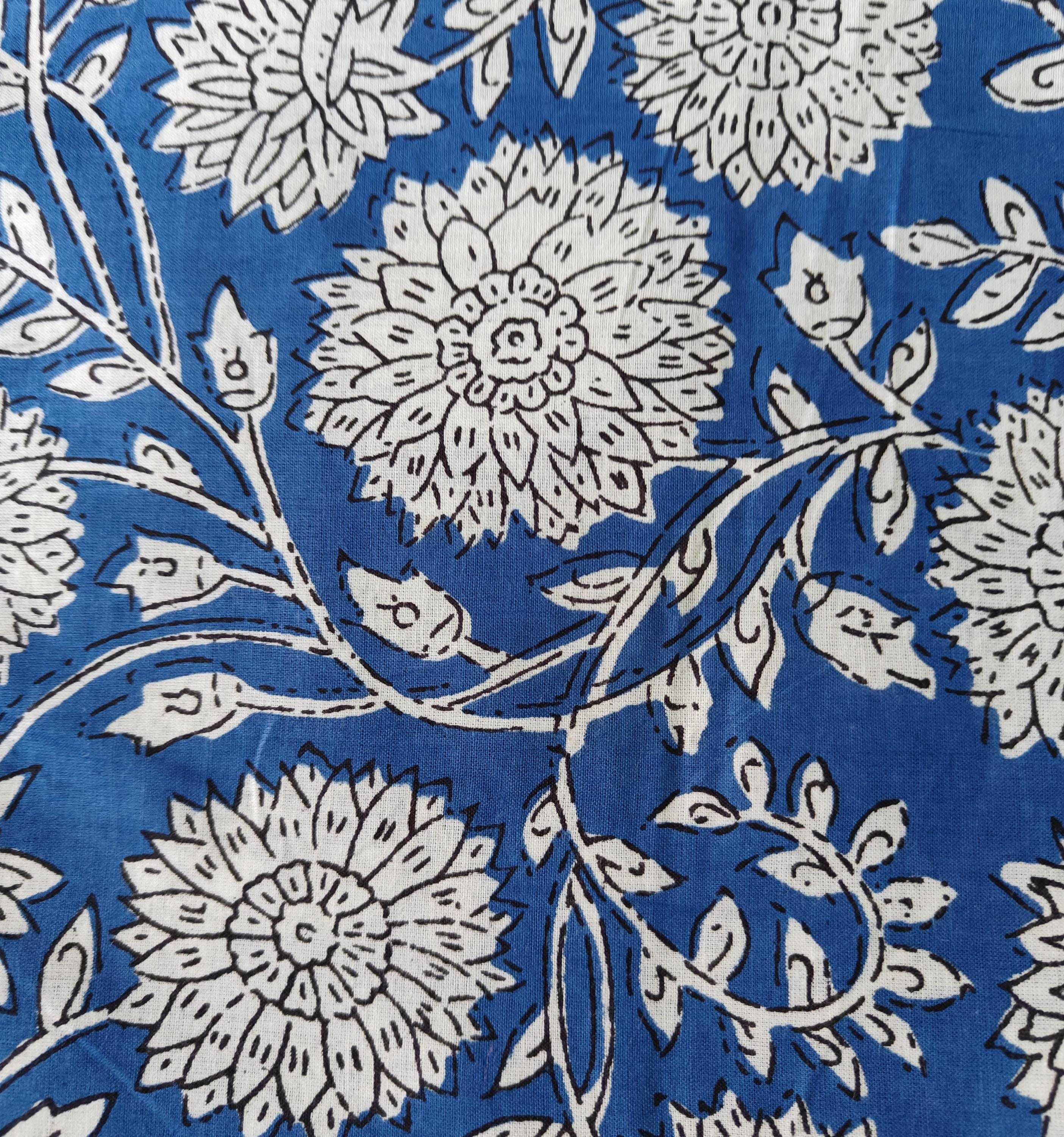 Indischer blauer Blumendruck, Boho-Stoff, bedruckt, 100 % Baumwollstoff, Stoff um 5 Meter, Stoff für Vorhänge, Kissen, Kleiderherstellung