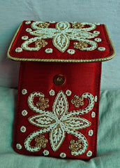 Indische handgemachte Designer Handytasche, Seiden-Handytasche mit Taillenclip, Handytasche, Samsung iPhone Tasche mit Sari-Haken rot
