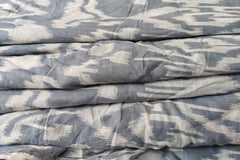 Indischer Grauer Ikat-Druck, Boho-Stoff, bedruckt, 100 % Baumwolltuch, Stoff um 5 Meter, Stoff für Vorhänge, Kissen, Kleiderherstellung