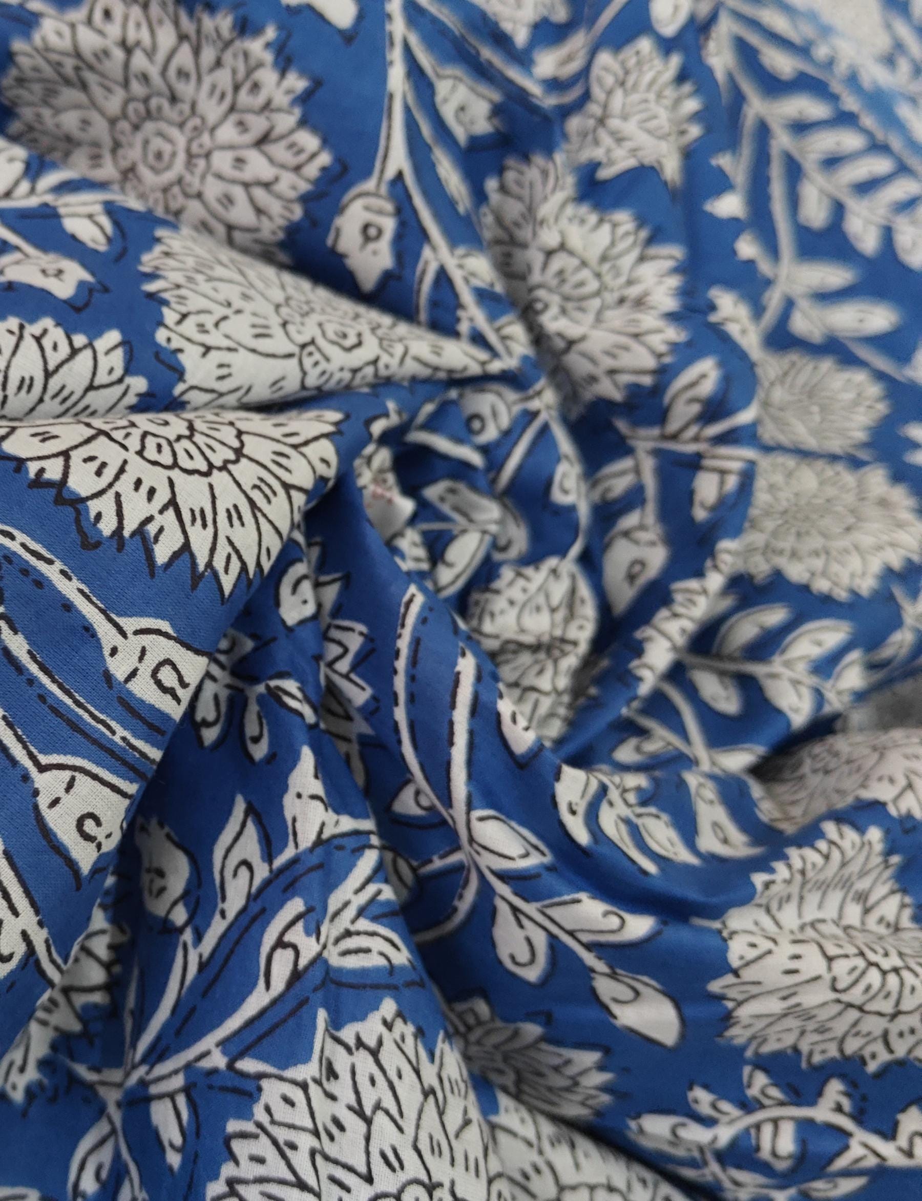 Indischer blauer Blumendruck, Boho-Stoff, bedruckt, 100 % Baumwollstoff, Stoff um 5 Meter, Stoff für Vorhänge, Kissen, Kleiderherstellung